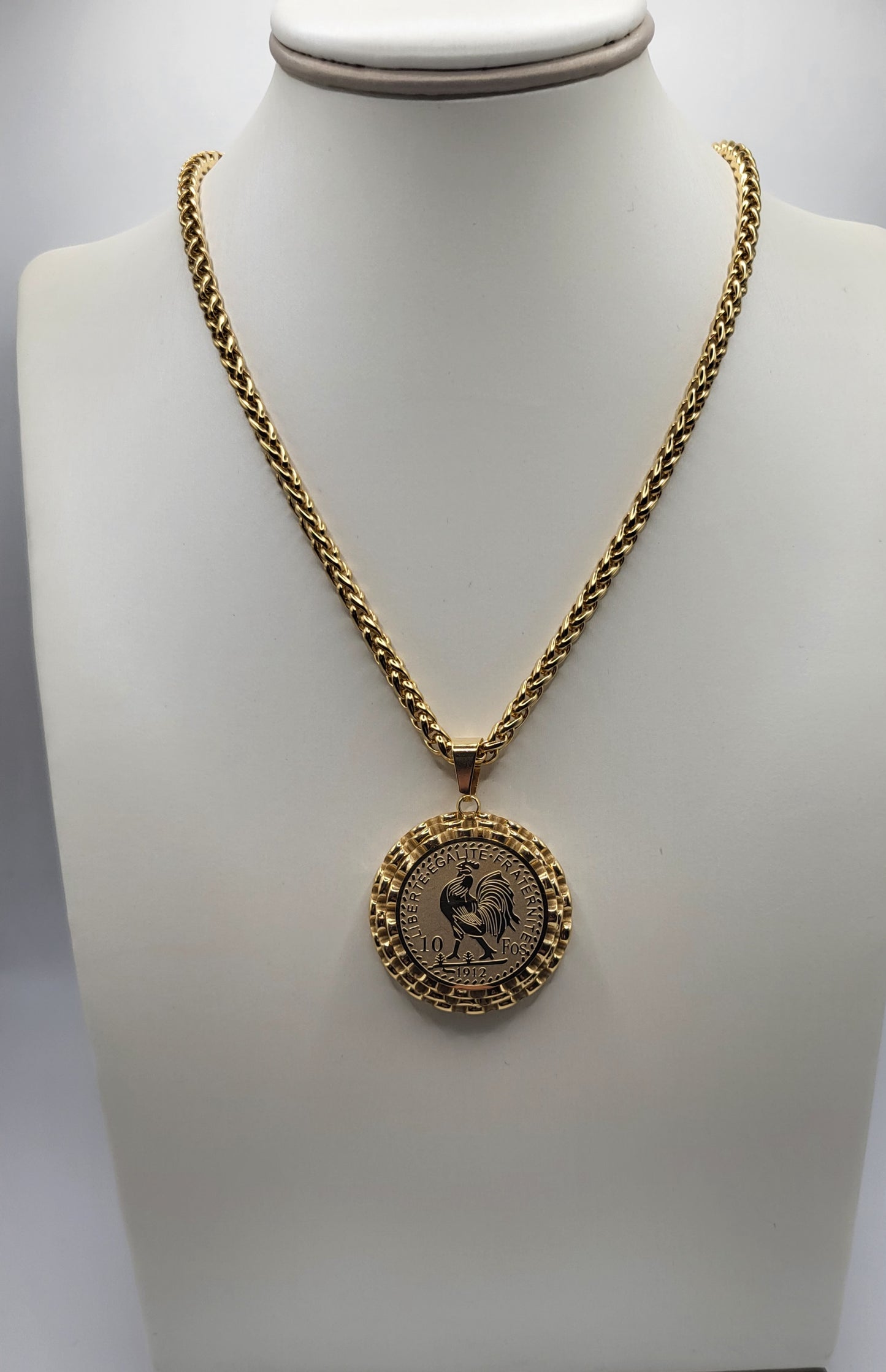 Collier louise coq