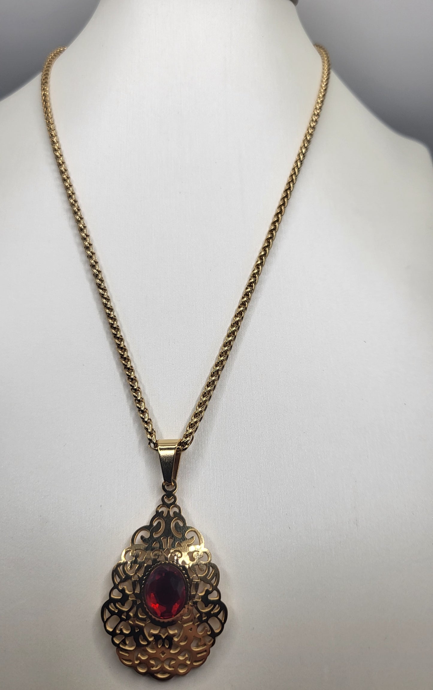 Collier rouge baldi