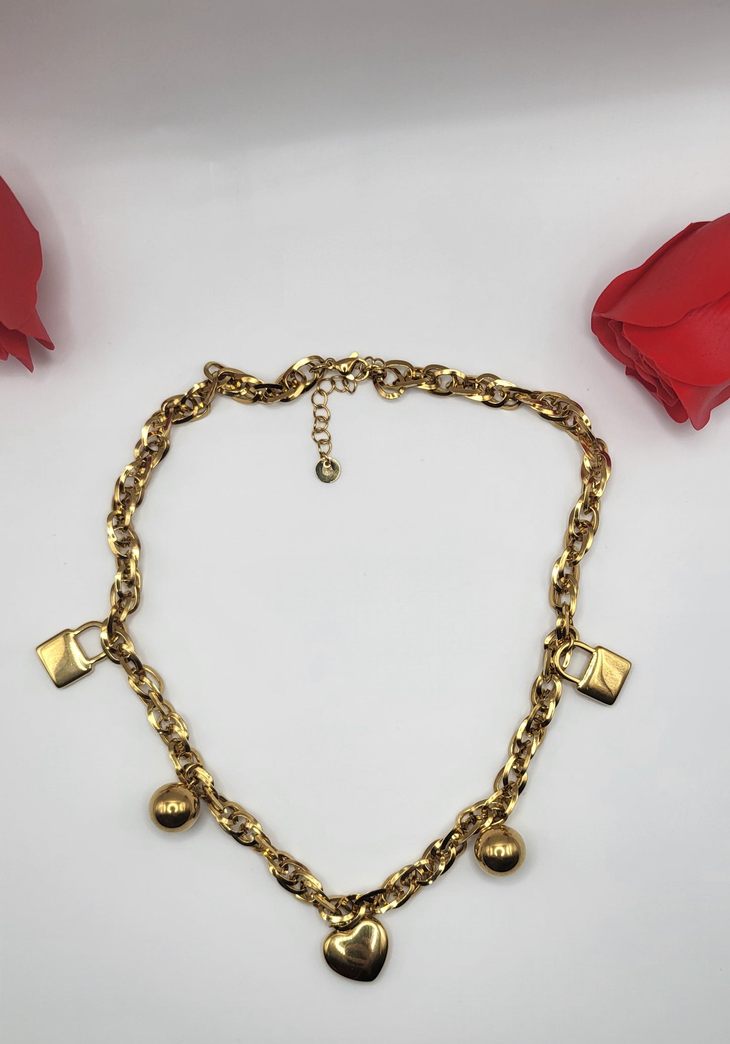 Collier bibelot