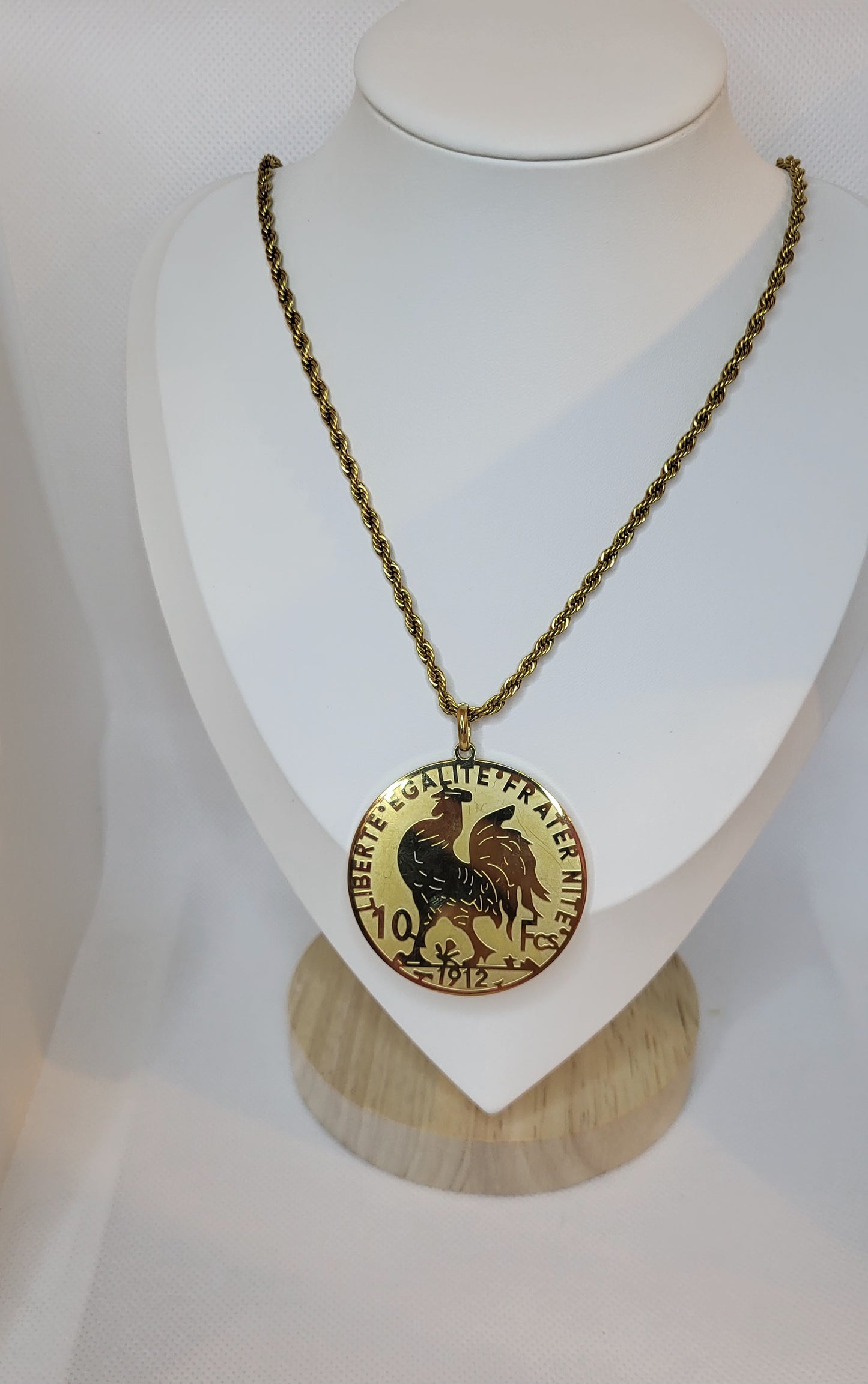Collier louise coq