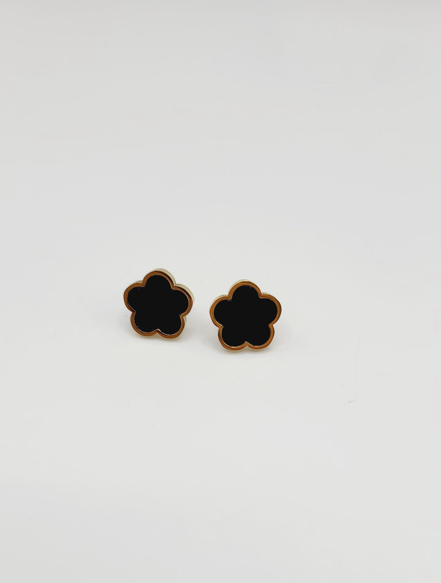 Boucles d'oreilles noire v