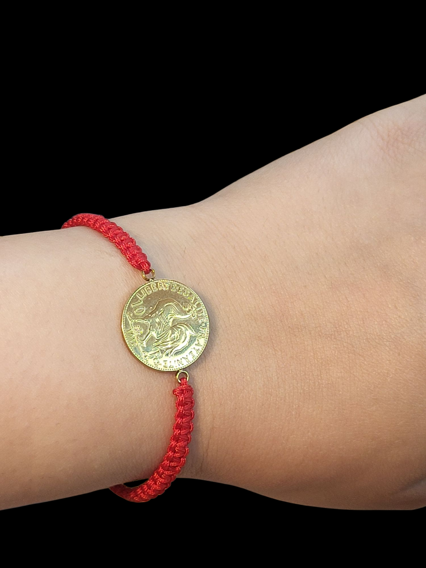 Bracelet rouge louise toop