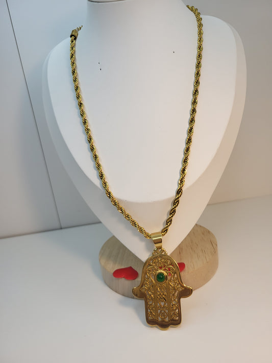 Collier long tooop mains de Fatma
